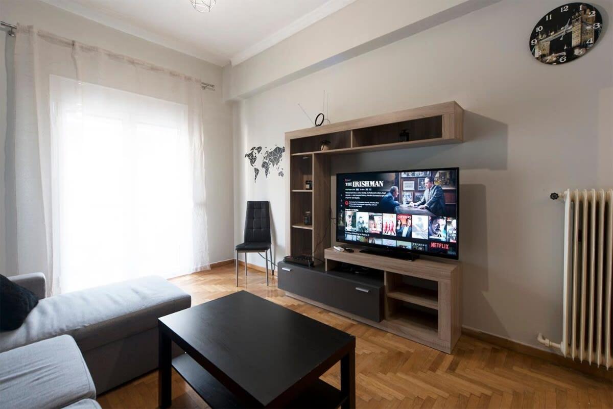 Central Apartment 3' To Metaksourgio Metro Station أثينا المظهر الخارجي الصورة