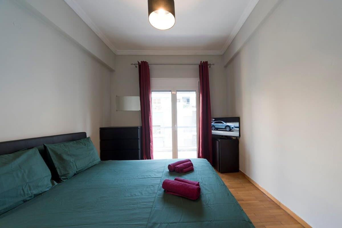 Central Apartment 3' To Metaksourgio Metro Station أثينا المظهر الخارجي الصورة