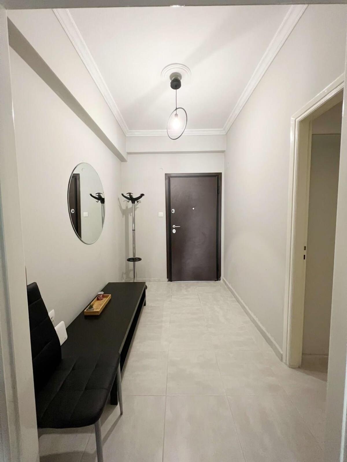 Central Apartment 3' To Metaksourgio Metro Station أثينا المظهر الخارجي الصورة