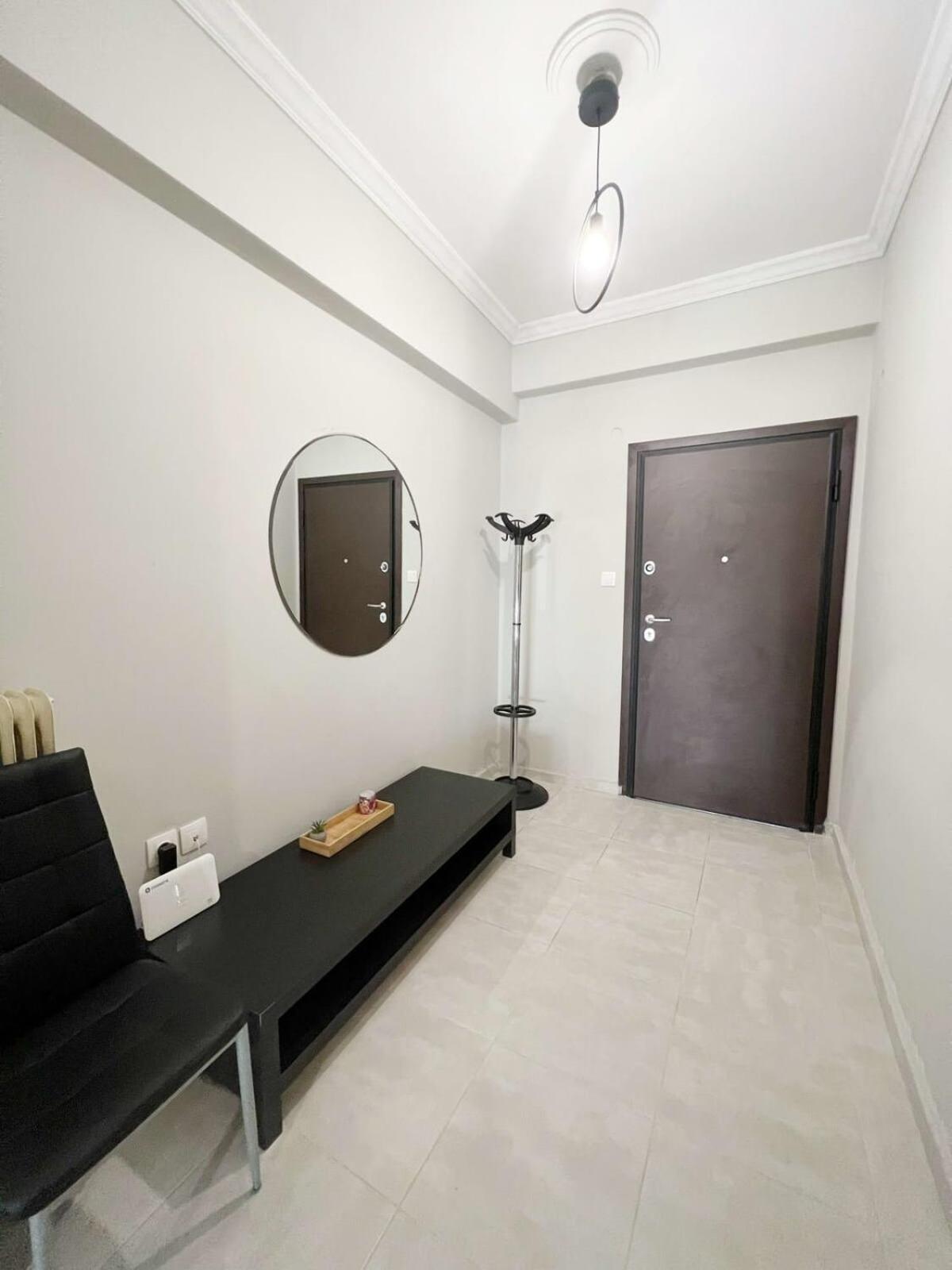 Central Apartment 3' To Metaksourgio Metro Station أثينا المظهر الخارجي الصورة